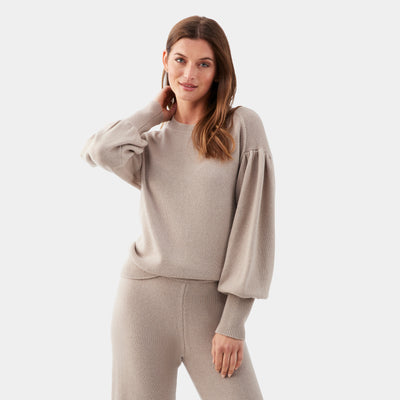 Women's Sweaters & Sweatshirts