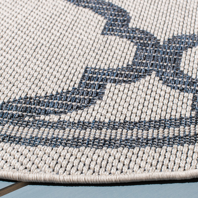 Martha Stewart Geo Trellis Indoor/Outdoor Rug