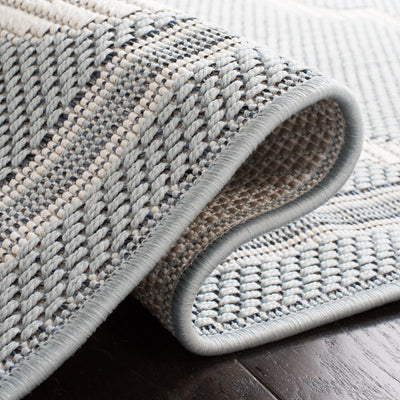 Martha Stewart Geo Trellis Indoor/Outdoor Rug